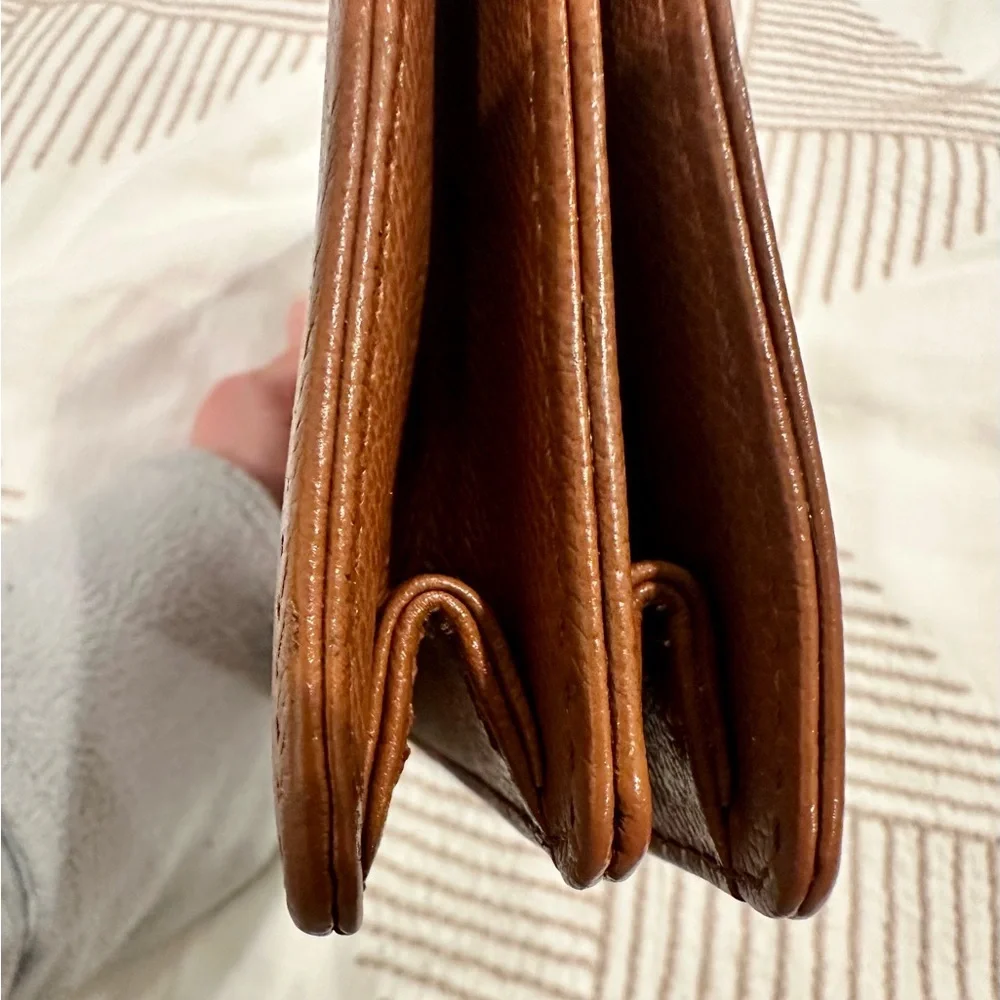 YSL vintage Leather Clutch/wristlet with Gold Clasp - Picture 8 of 14